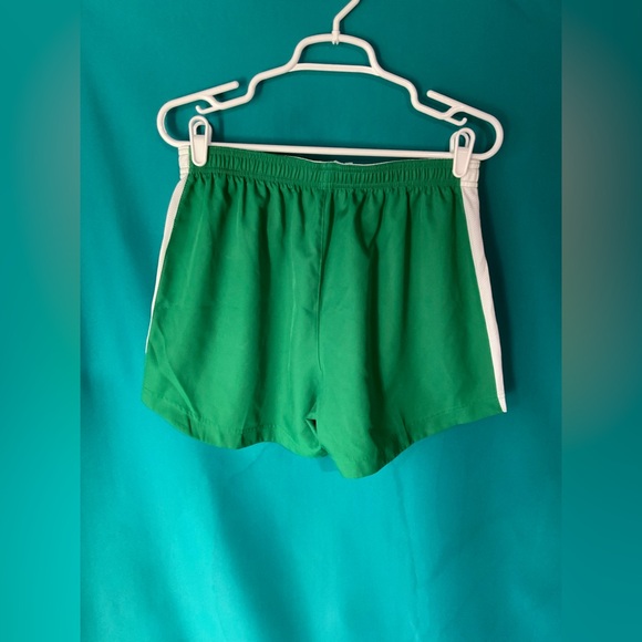 Nike DRI-Fit Women’s Large Woven Venom II Emerald Green Athletic Shorts, EUC - Picture 2 of 4